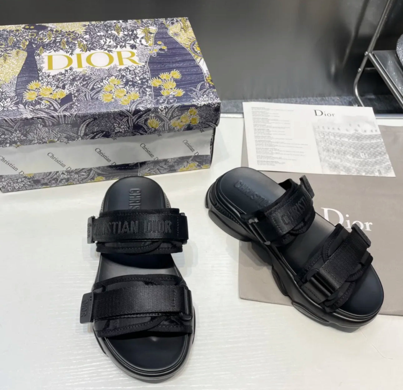 Women’s sandals