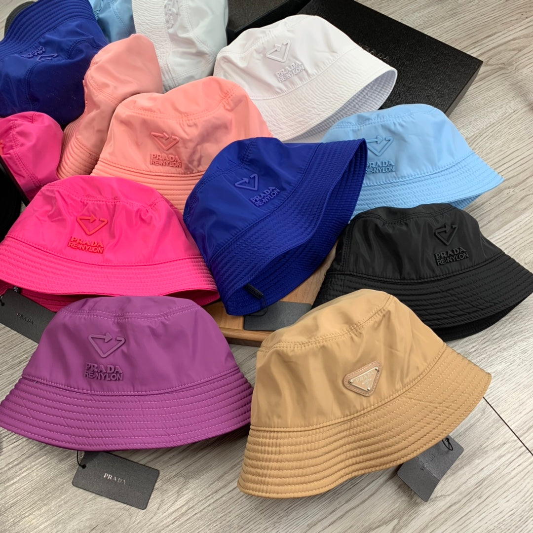 Bucket hat