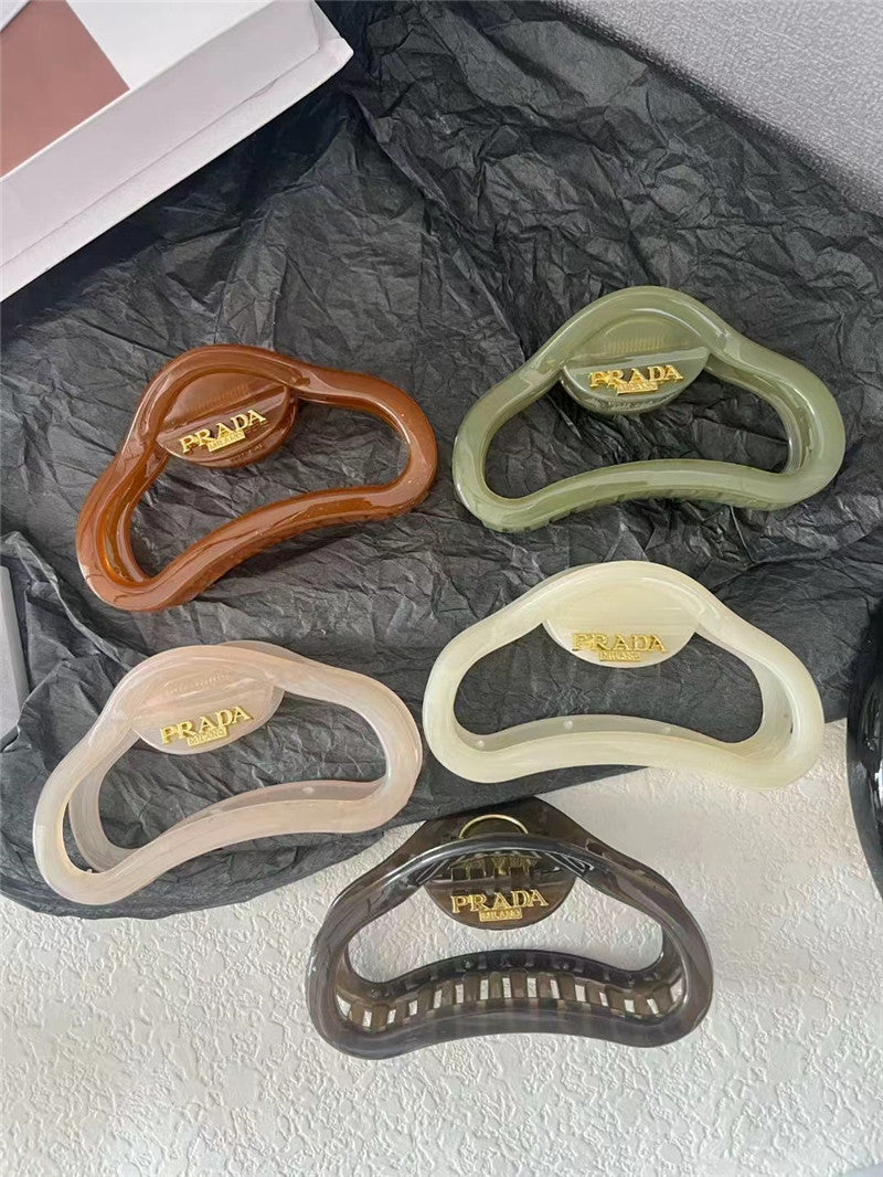 Hair pins