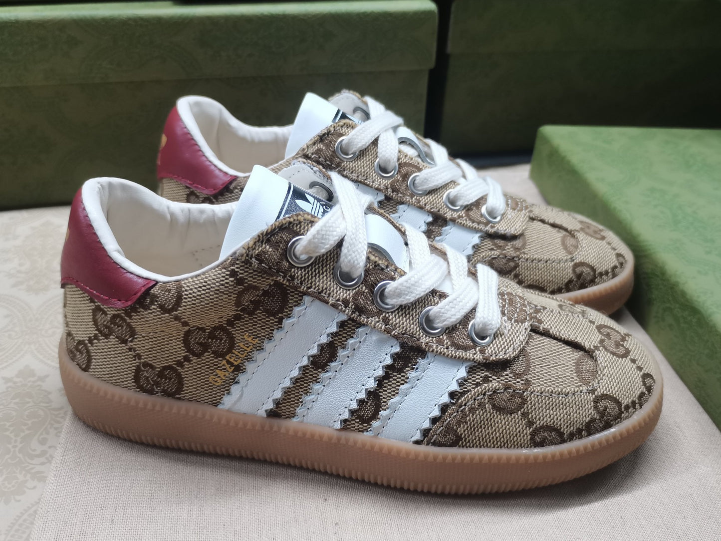 Kids shoes