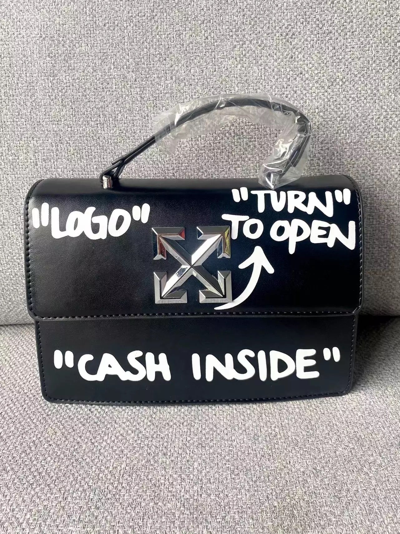 Cash bag