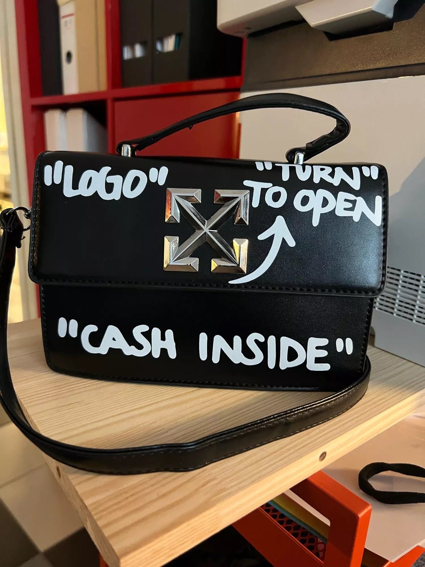 Cash bag