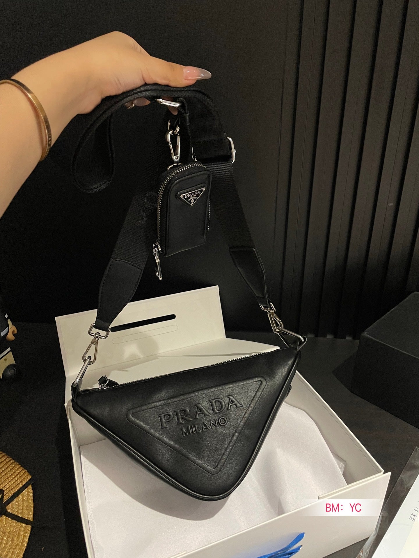 Women’s messenger bag P