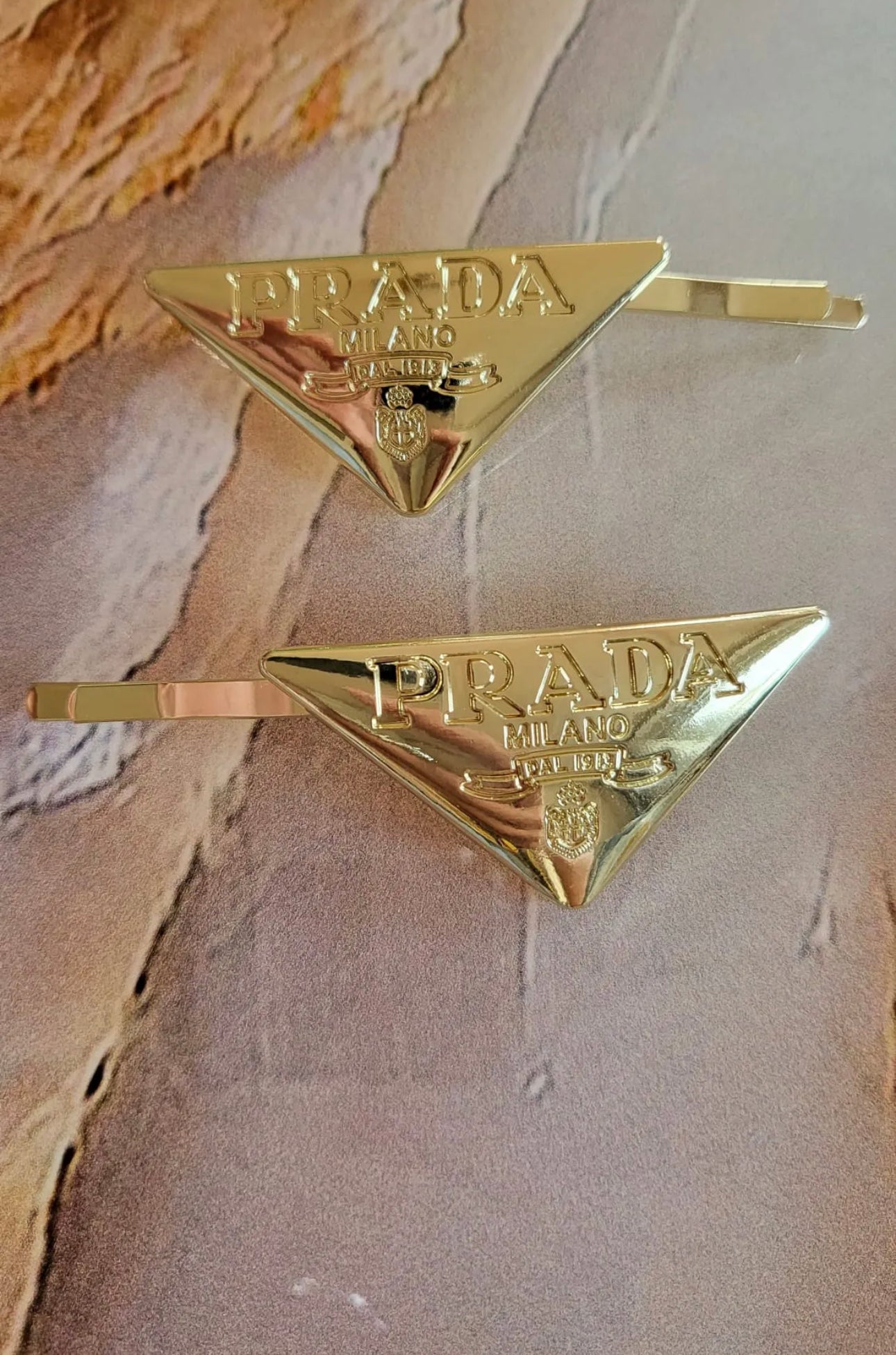 Hair pins