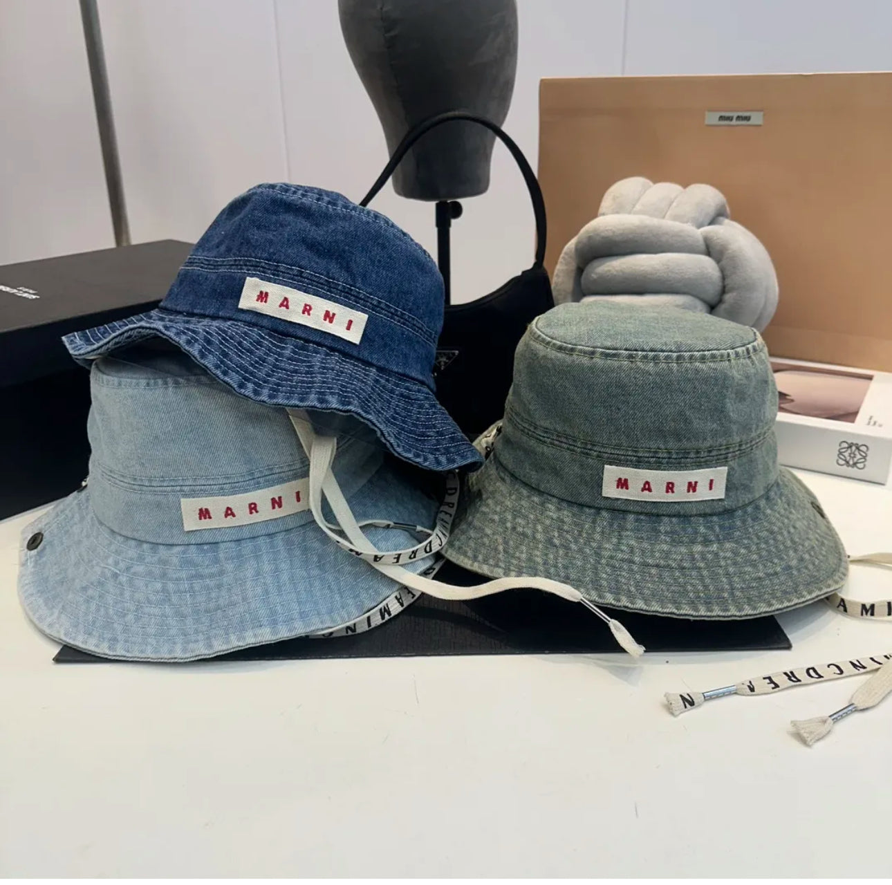 Bucket hat