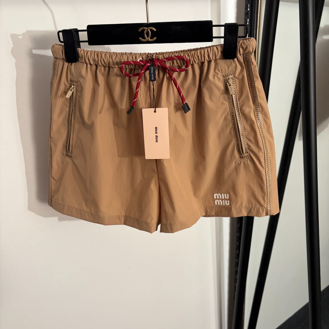Miu short