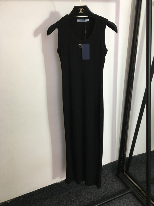 Long P dress