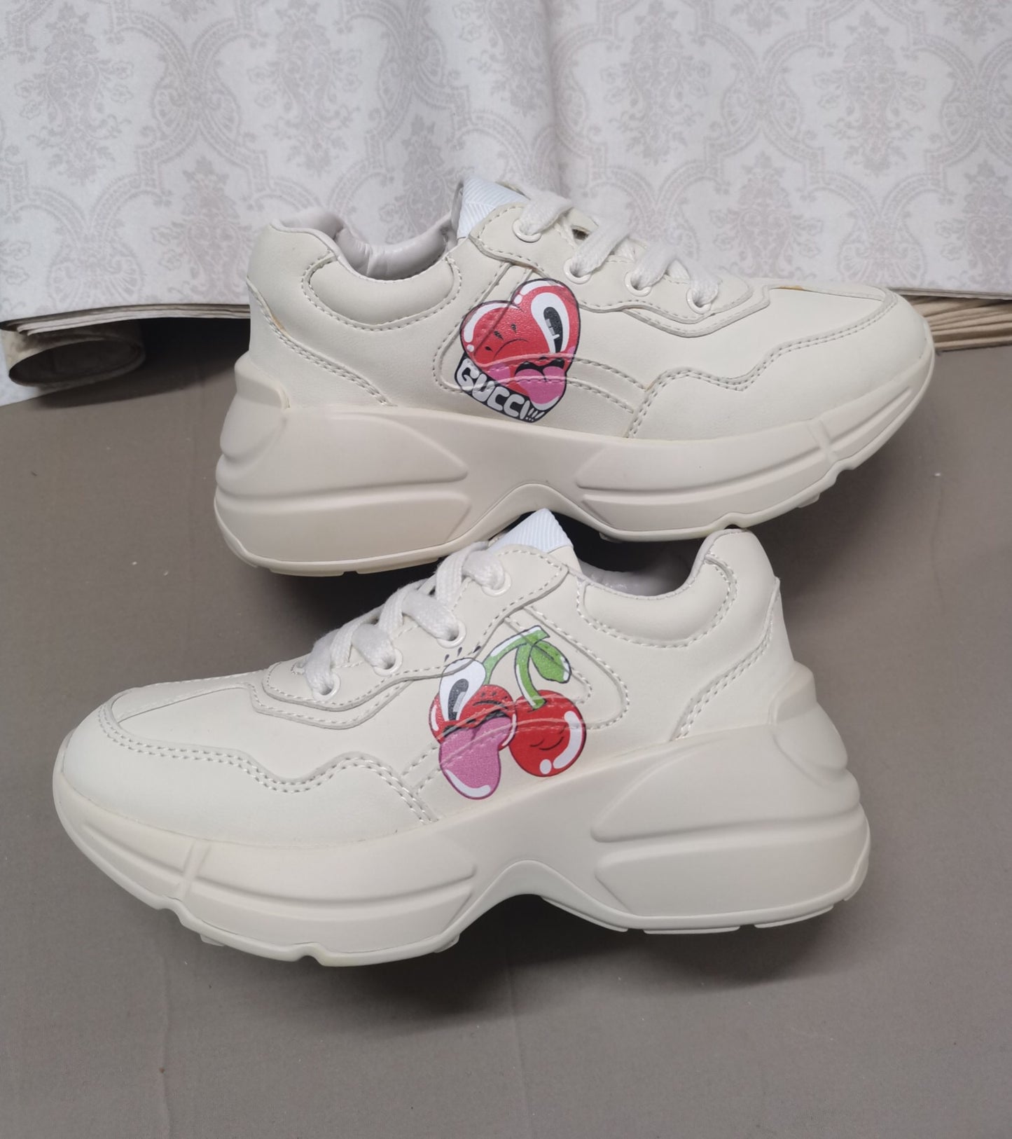 Kids shoes