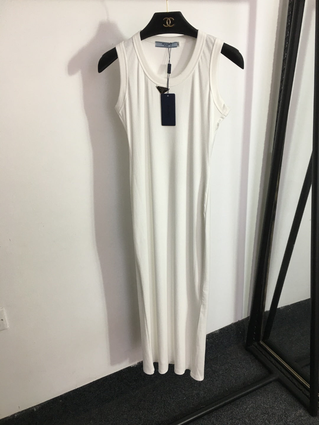 Long P dress