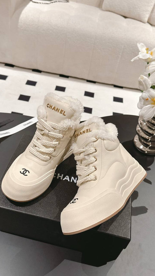 Women’s winter boots