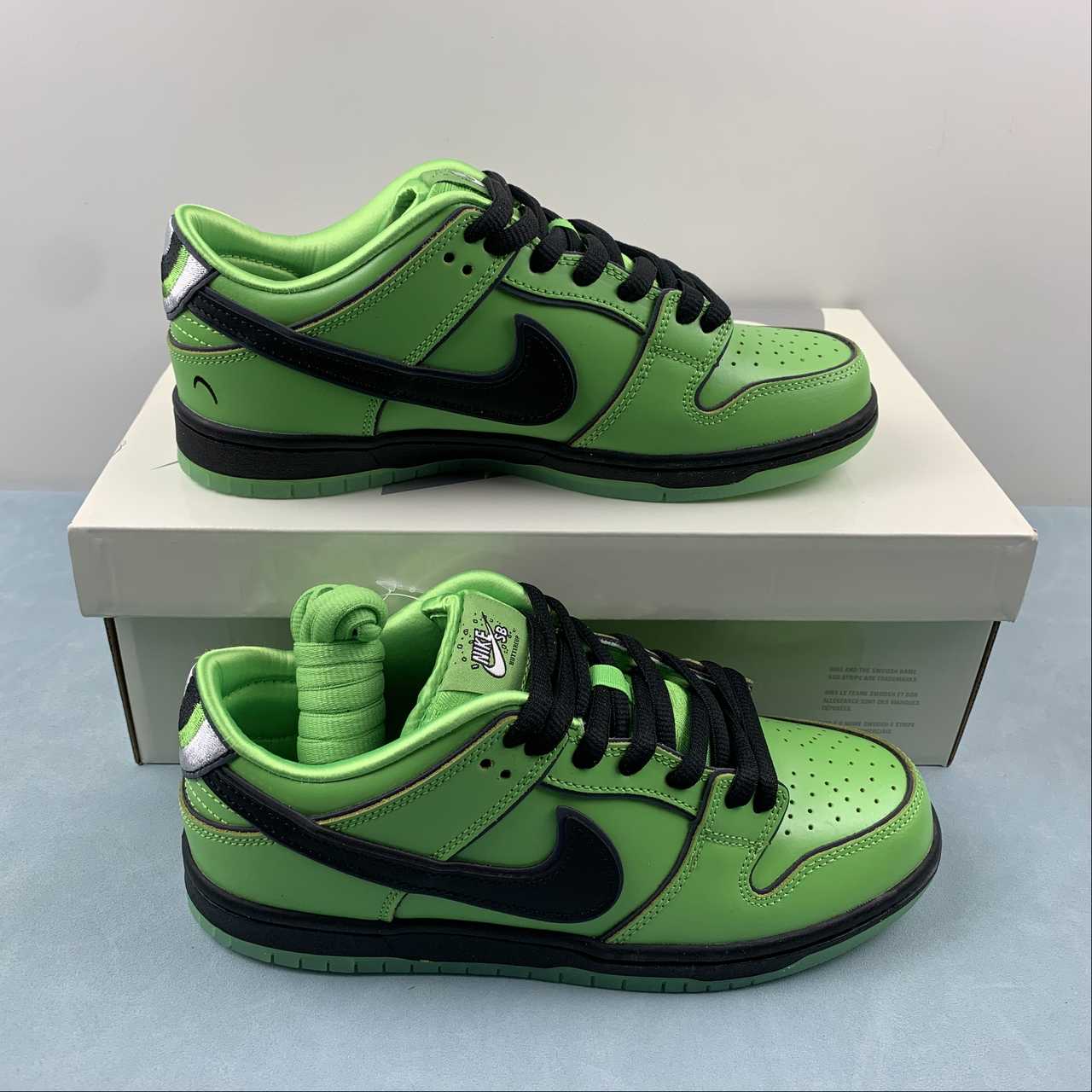 Power puff D shoes