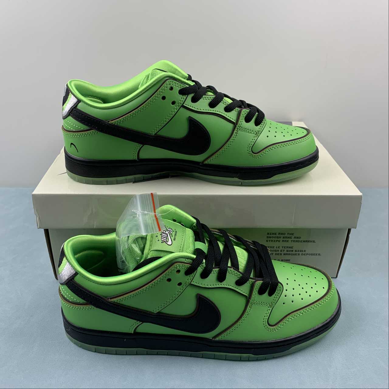 Power puff D shoes