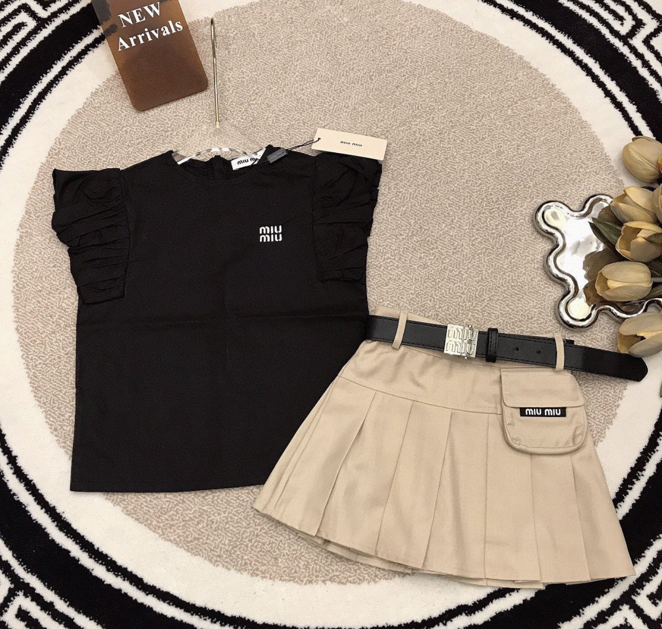 MI girls set