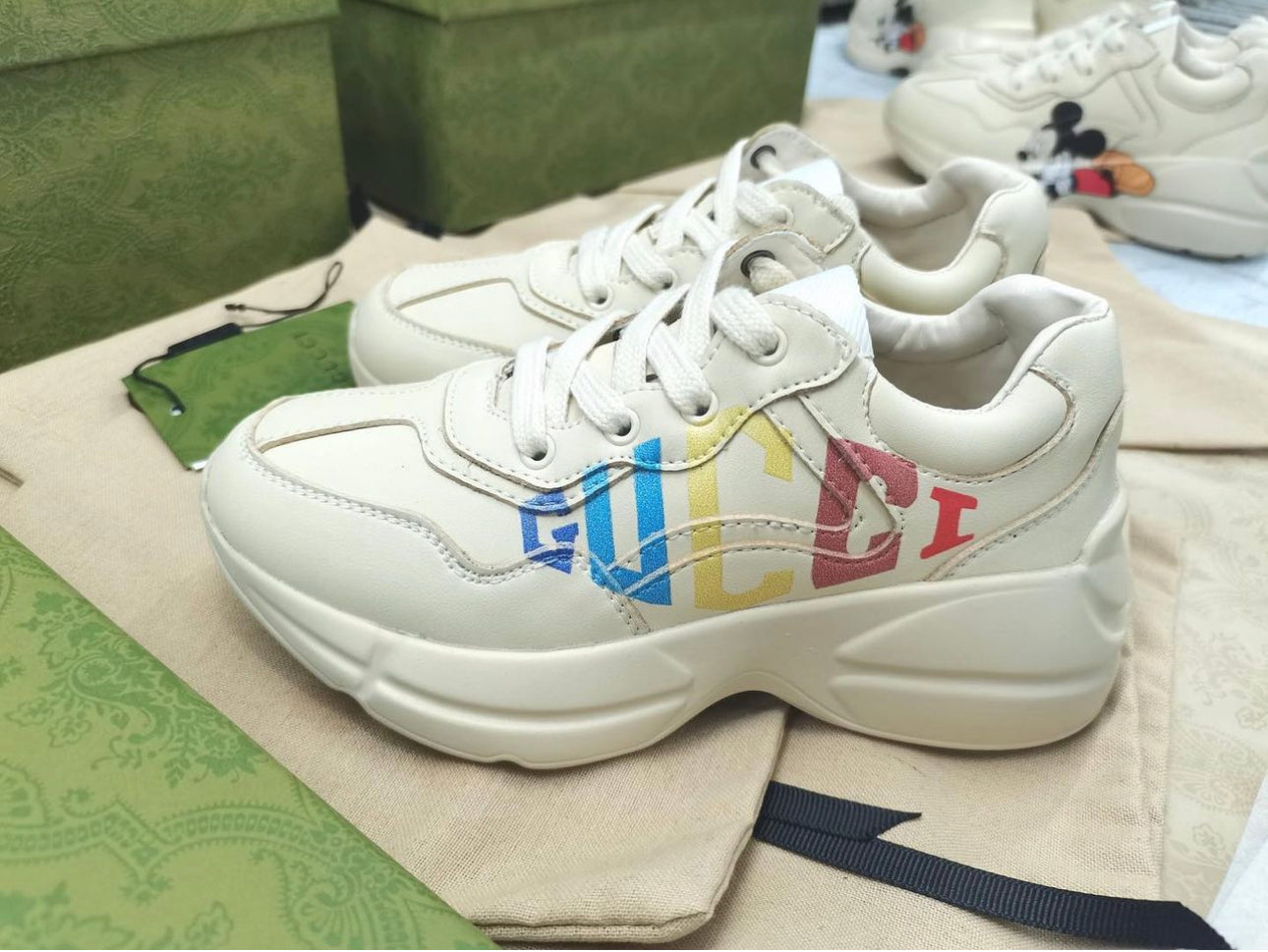 Kids fall fashion shoes
