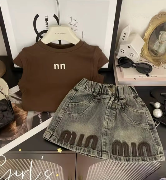 Kids skirt set
