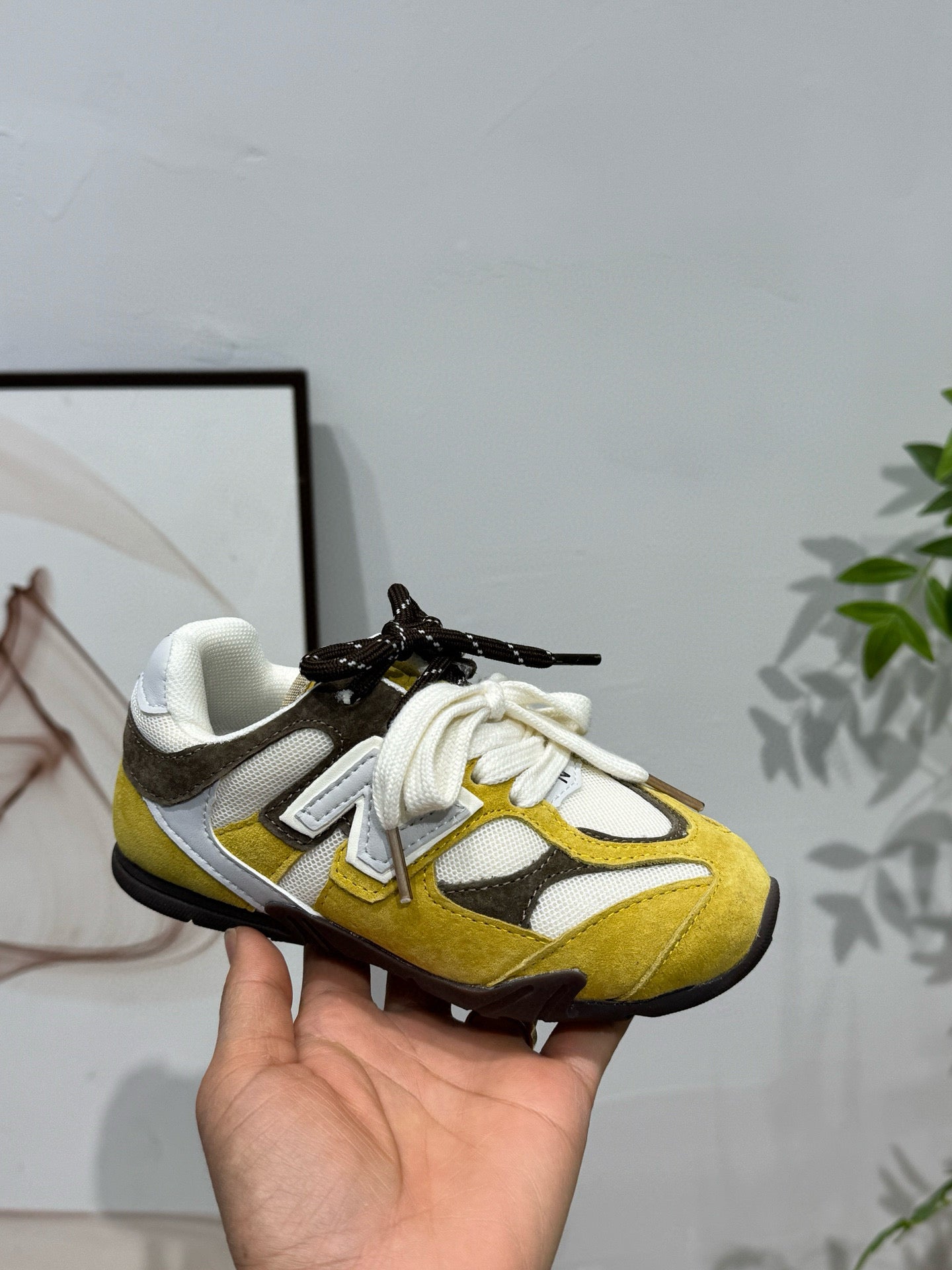 Fashion kids shoes
