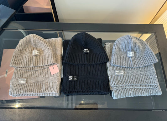 Miu scarf &  Beanie set