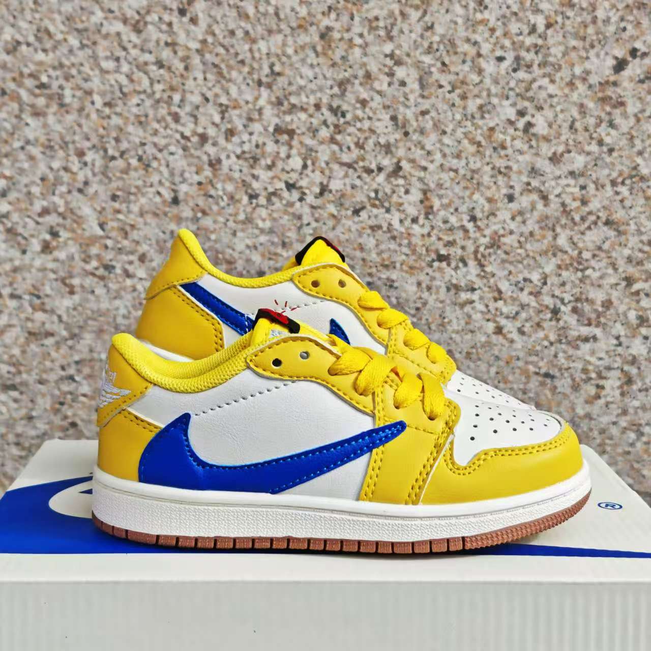 Customized kids shoes