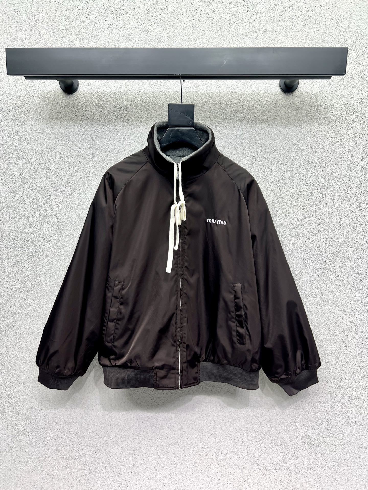 Women’s reversible jacket