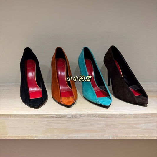 Women’s V shoes