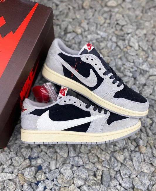 Adult T S Shoes