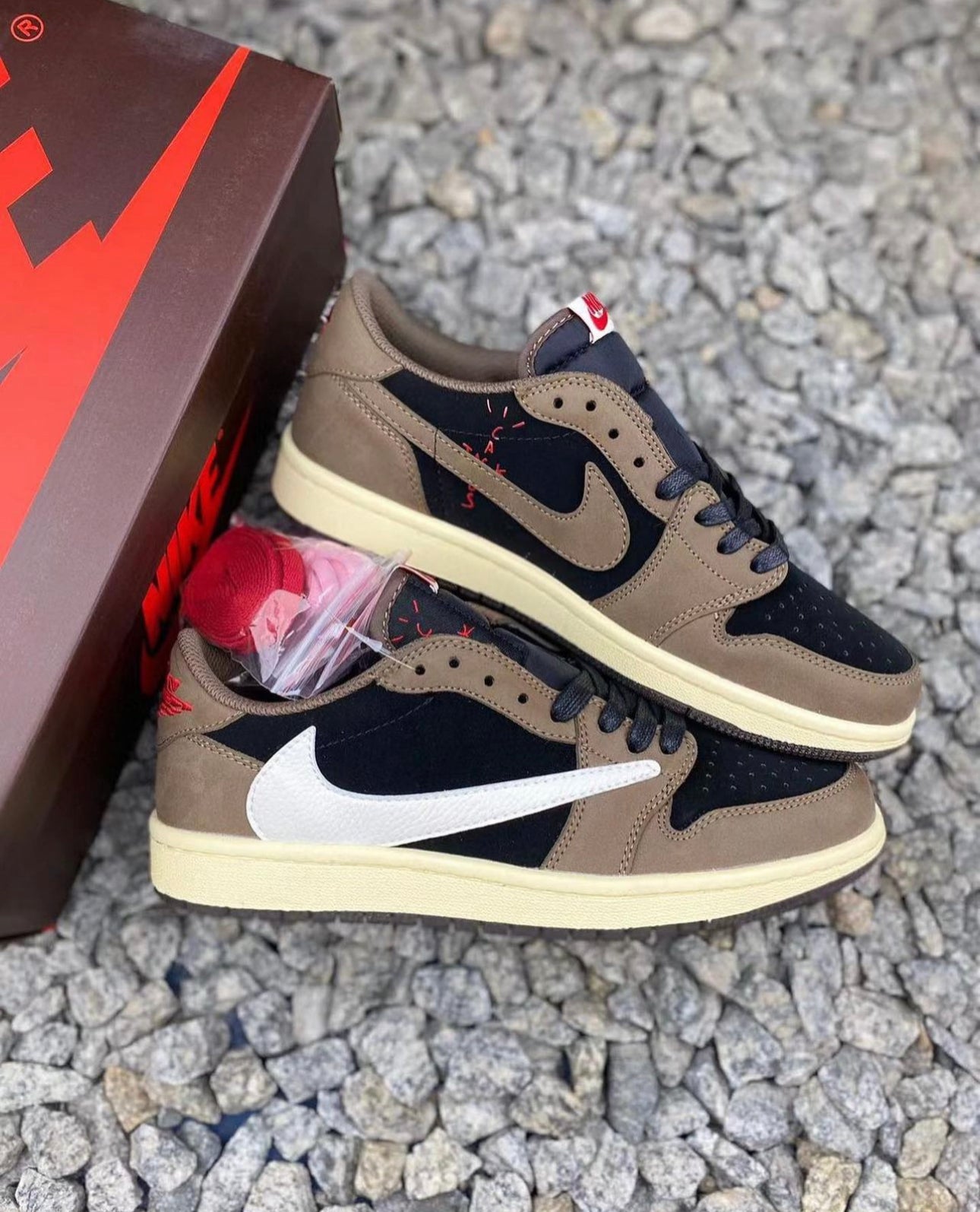 Adult T S Shoes