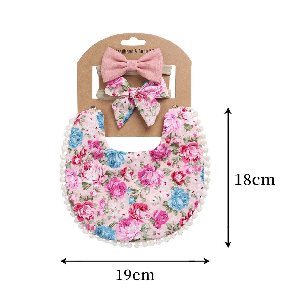 Baby bibs set