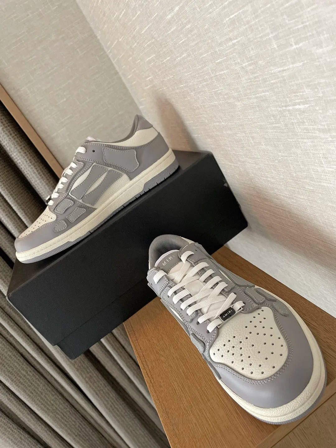 A M Shoes