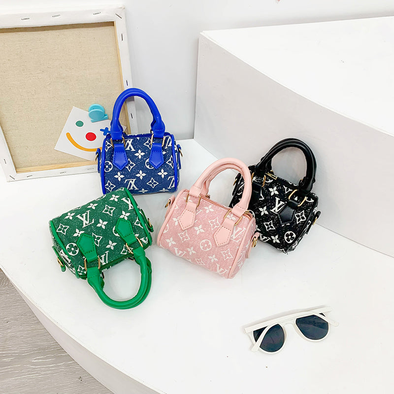 Girls messenger bag