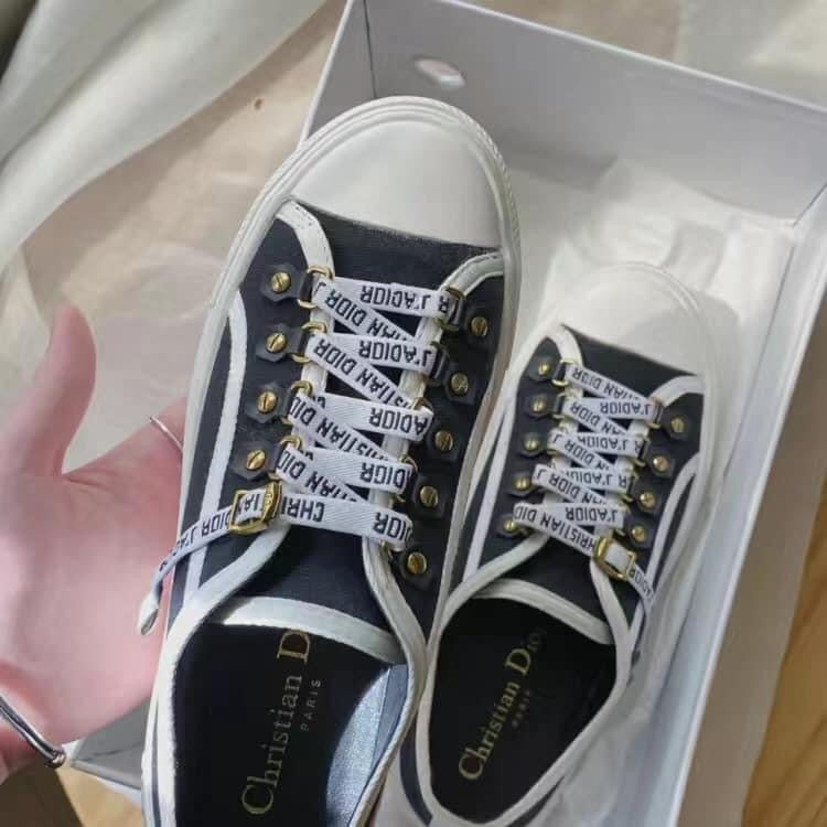 Adult shoes