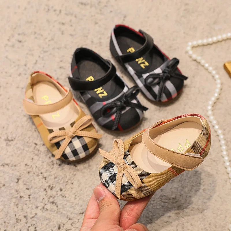 Baby plaid shoes