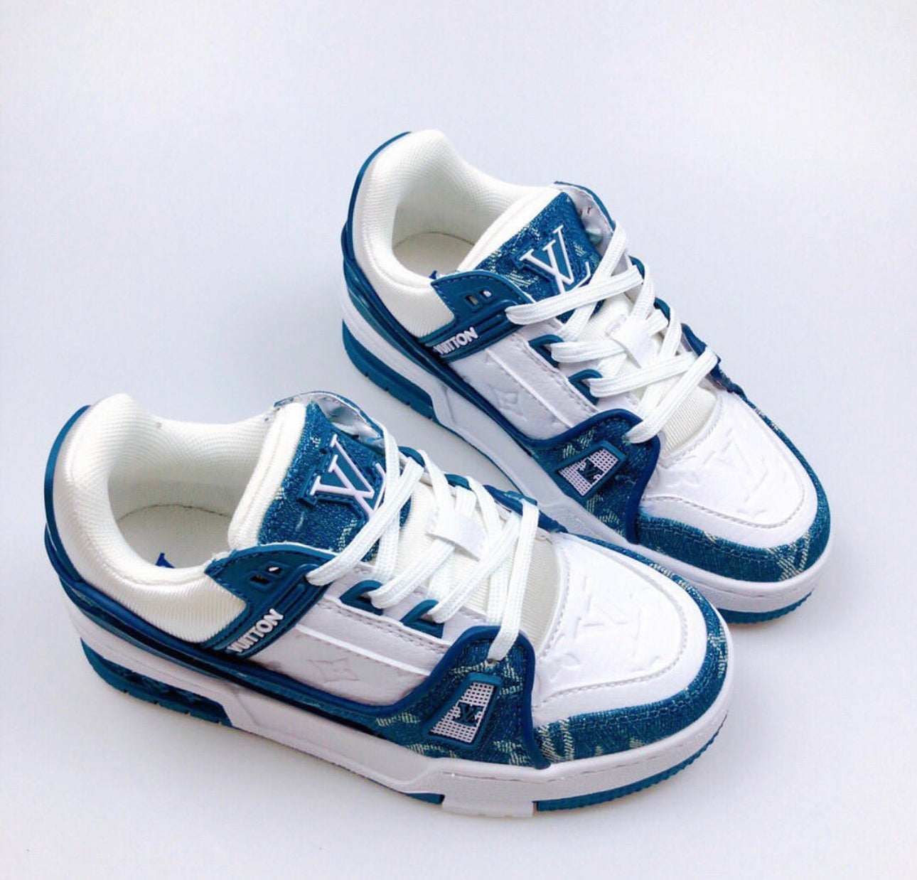 Kids shoes