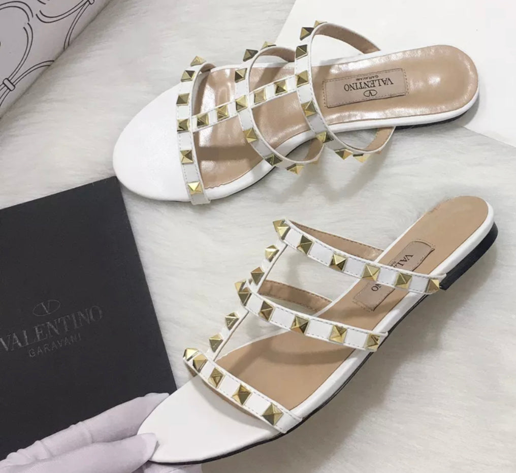 Women’s sandals
